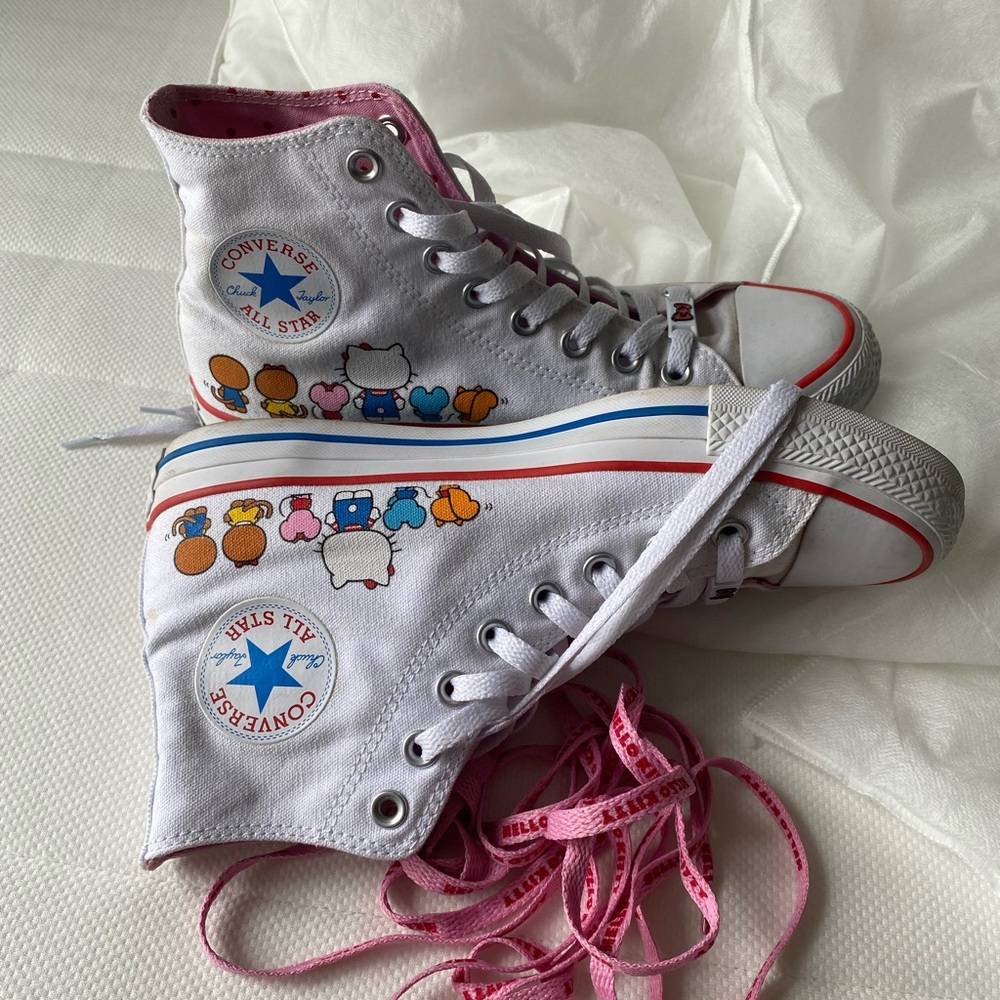 Converse Hello Kitty